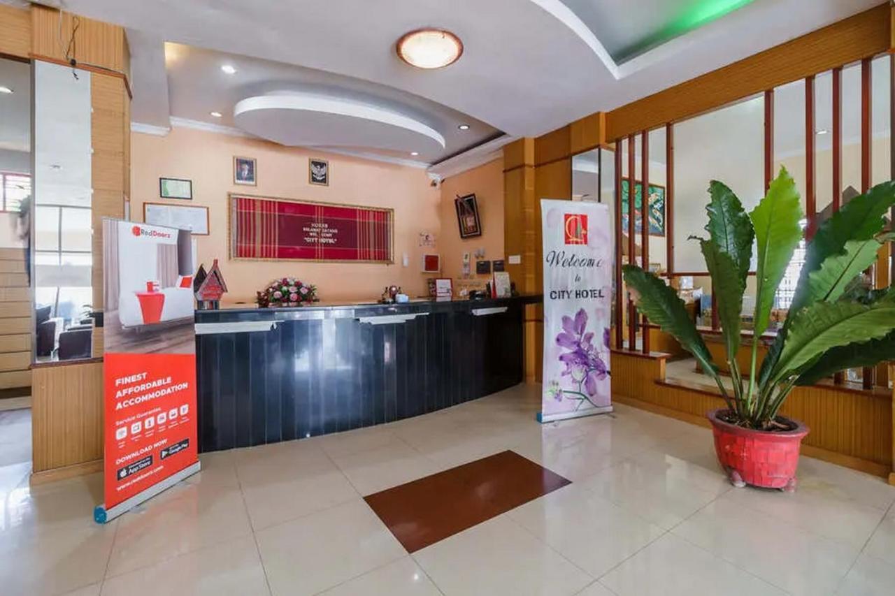 Reddoorz @ Pematangsiantar Hotel Exterior foto