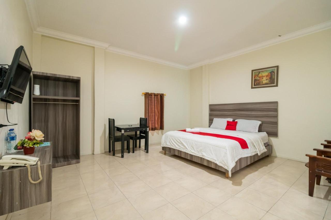 Reddoorz @ Pematangsiantar Hotel Exterior foto